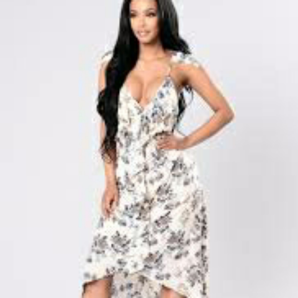 Fashion Nova deep V neck hi low dress